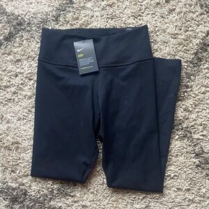 NWT Nike One Luxe Leggings In Black